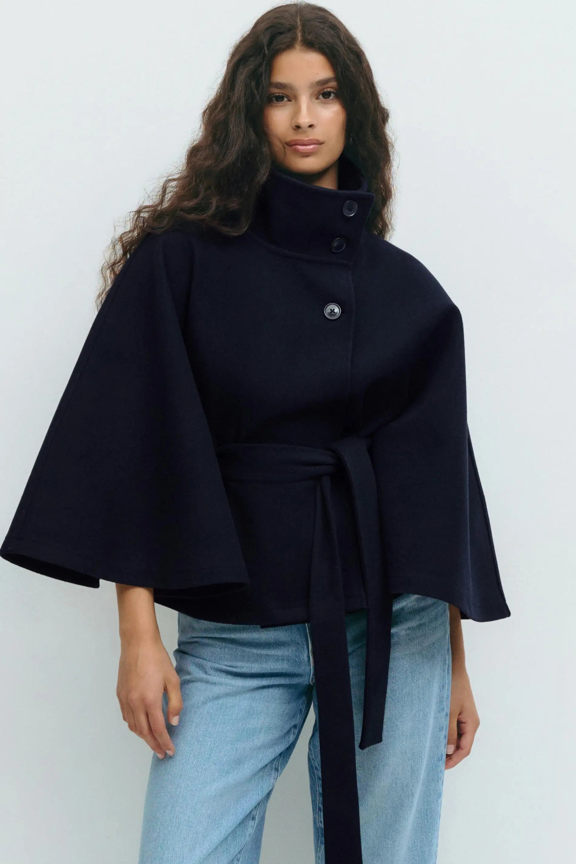 jacket with belt stand