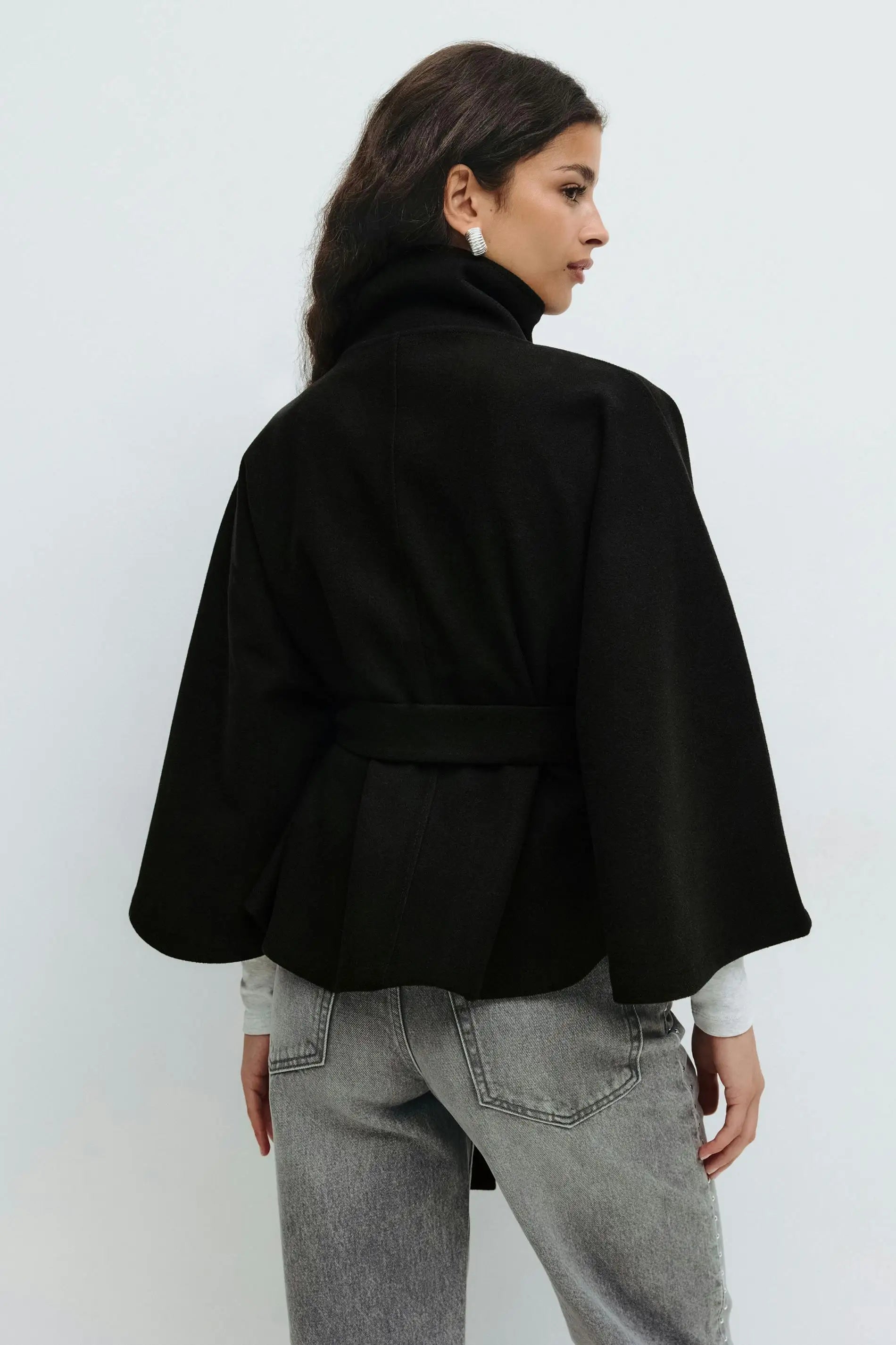 jacket with belt stand